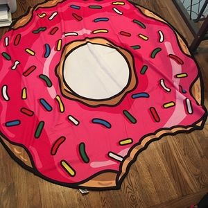 🍩 large sprinkle donut beach towel❤️🧡💚